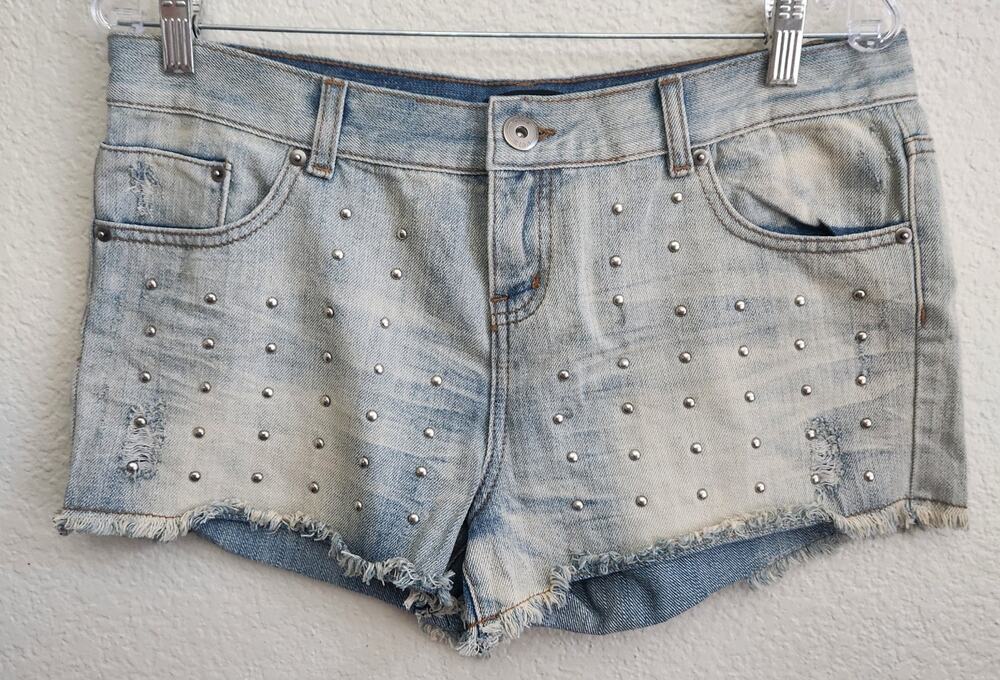 Mine White Washed Metal Studded Frayed Hem Denim Jeans Large Lightweight Soft
